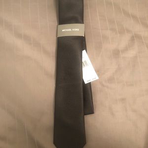 New Michael Kors black slim tie